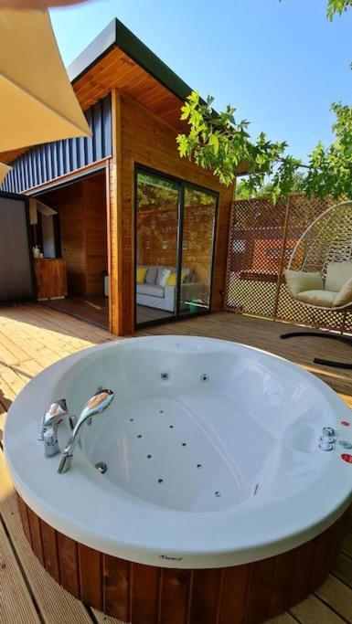 Alley Tiny House Villa Фетие Екстериор снимка